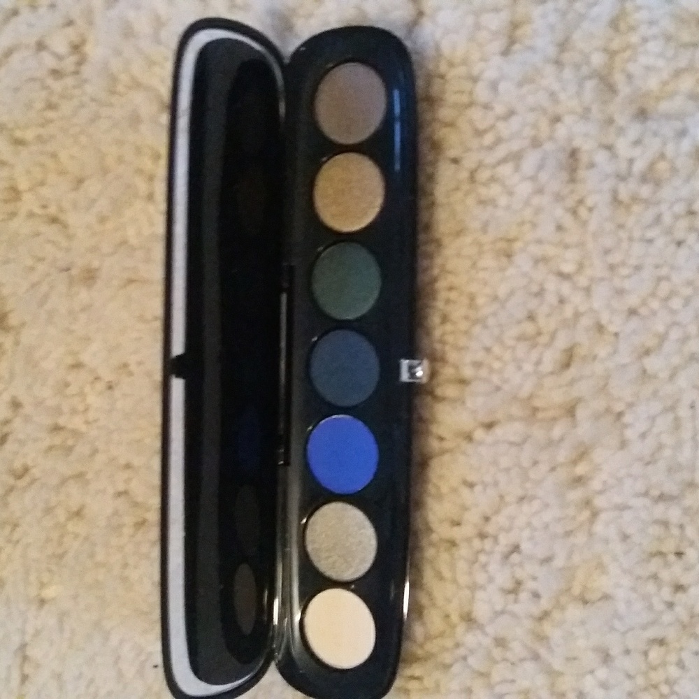 Make-up